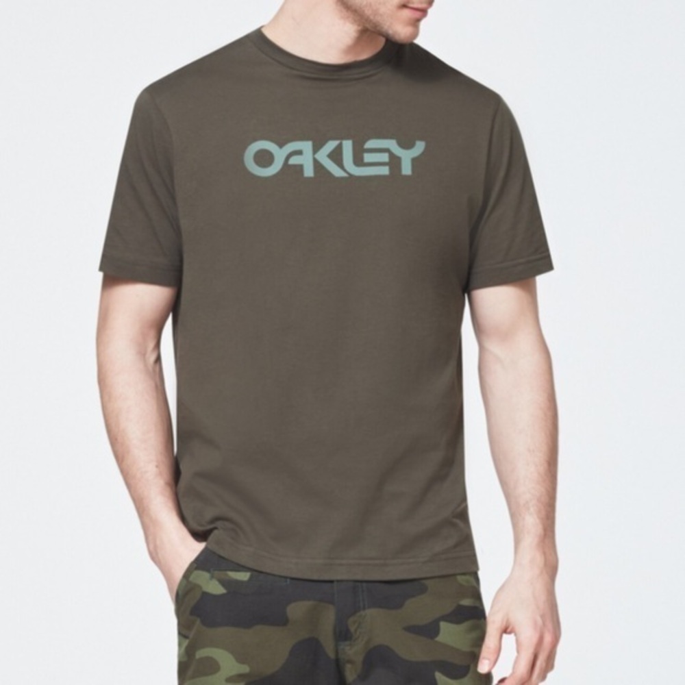 Men’s Oakley Reverse Crewneck Pullover Canteen Brown Shirt Size XL EUC #6464